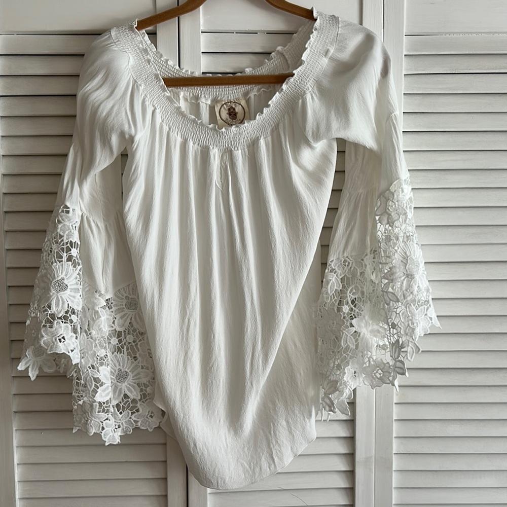 White Ruffled 3/4 Sleeve Blouse